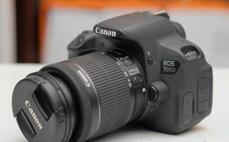 Perbedaan kamera Canon 600D vs 700D, bagus mana